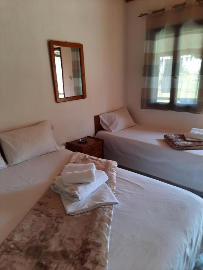 Bungalows Anestis Toroni Bagian luar foto
