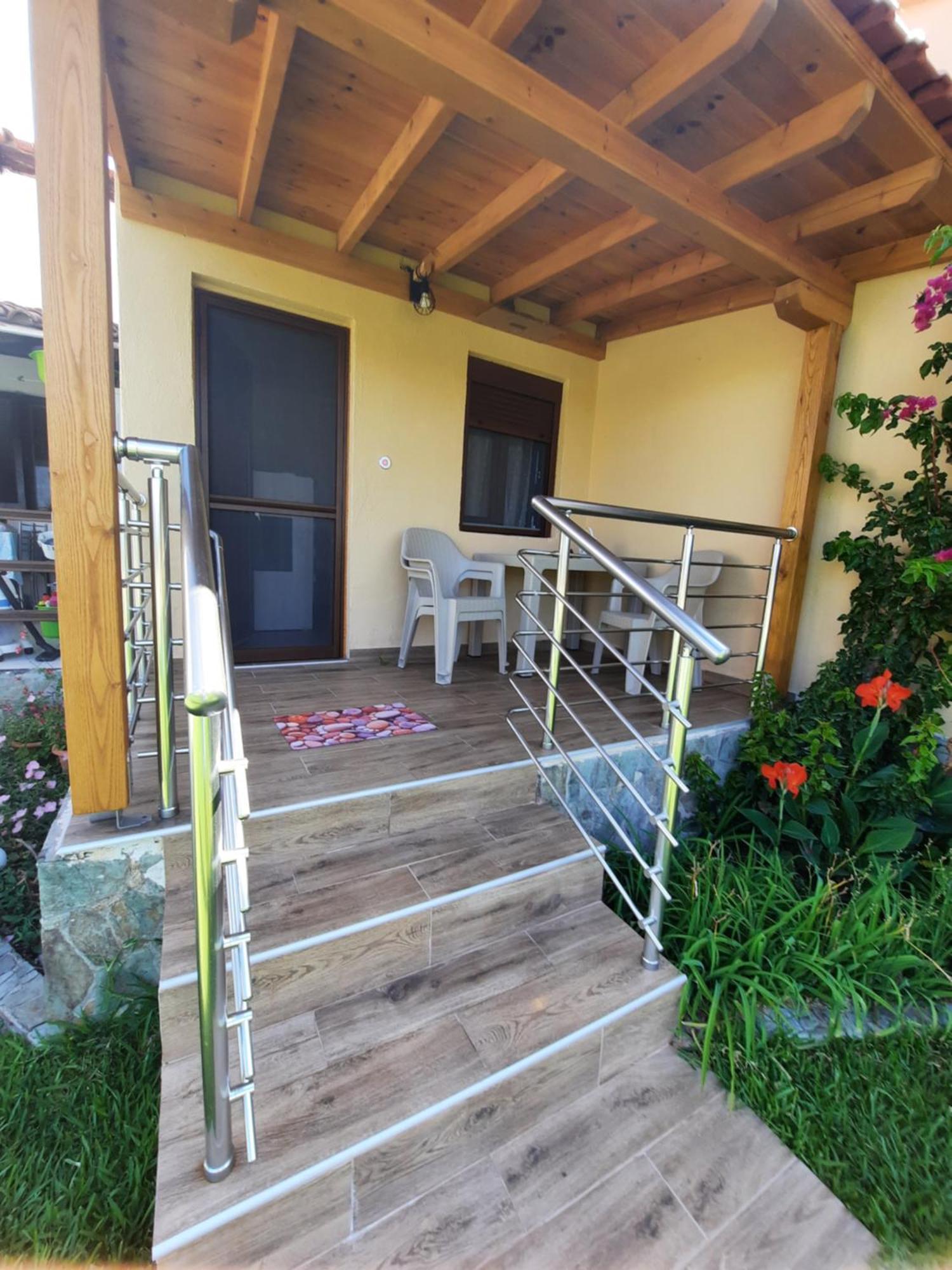 Bungalows Anestis Toroni Bagian luar foto